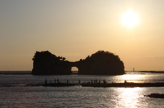 円月島