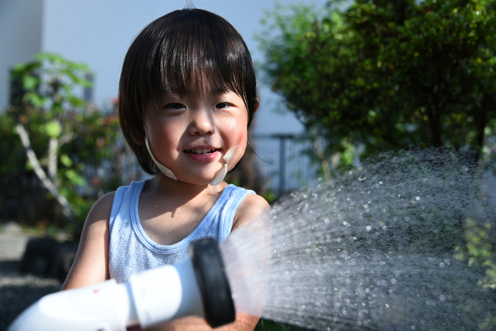 梅雨晴れの水遊び②