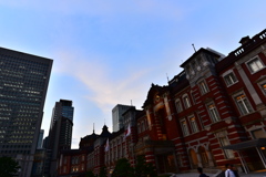下から東京駅