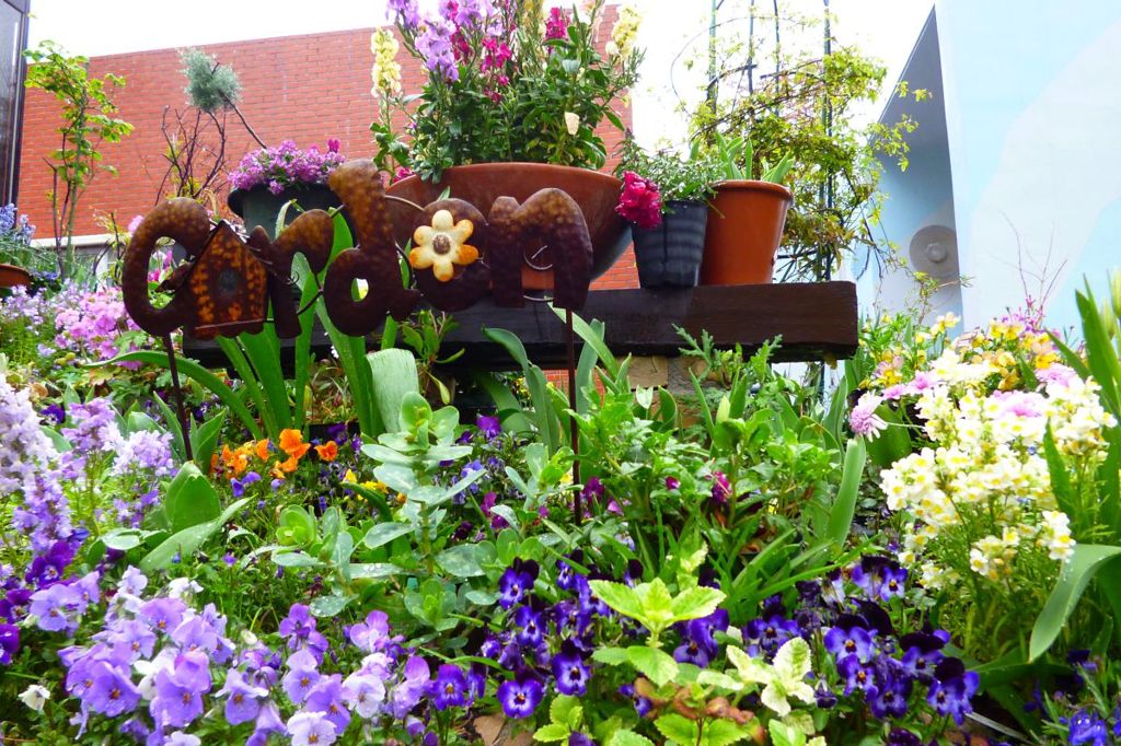 GARDEN