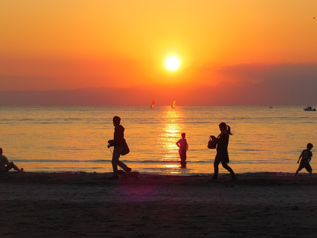 ♪逗子海岸の夕日＾＾