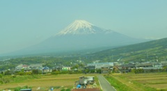 4/18　新幹線からの富士山