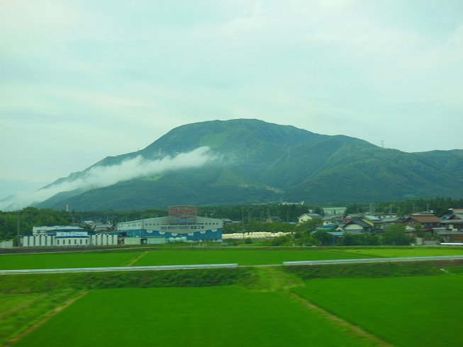 ♪伊吹山にかかる雲