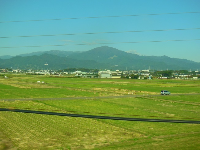 ♪新幹線からの丹沢