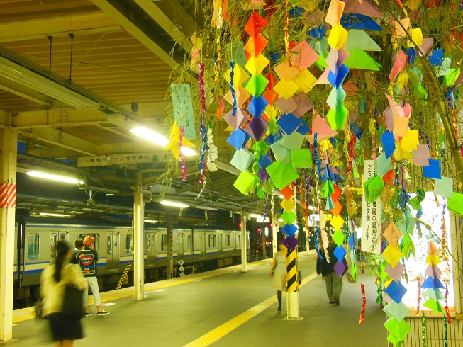 ♪七夕飾り　逗子駅