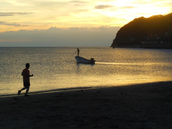 夕暮れ逗子海岸♪