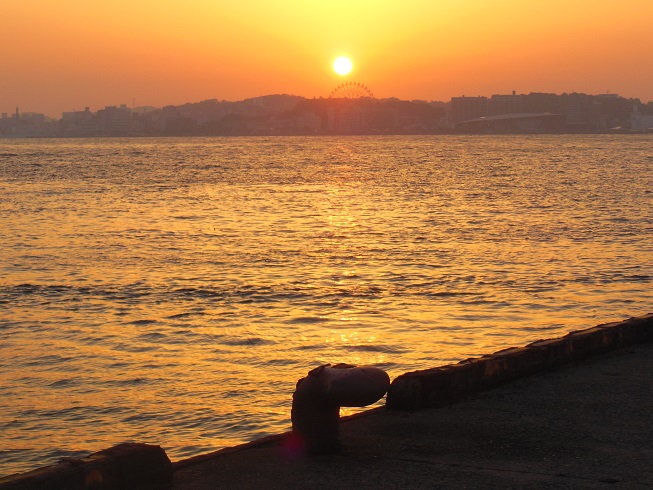 ♪夕暮れの門司港♪