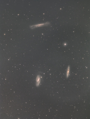 しし座の三つ子銀河　200228
