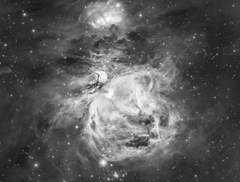 オリオン大星雲　多段露光　190104