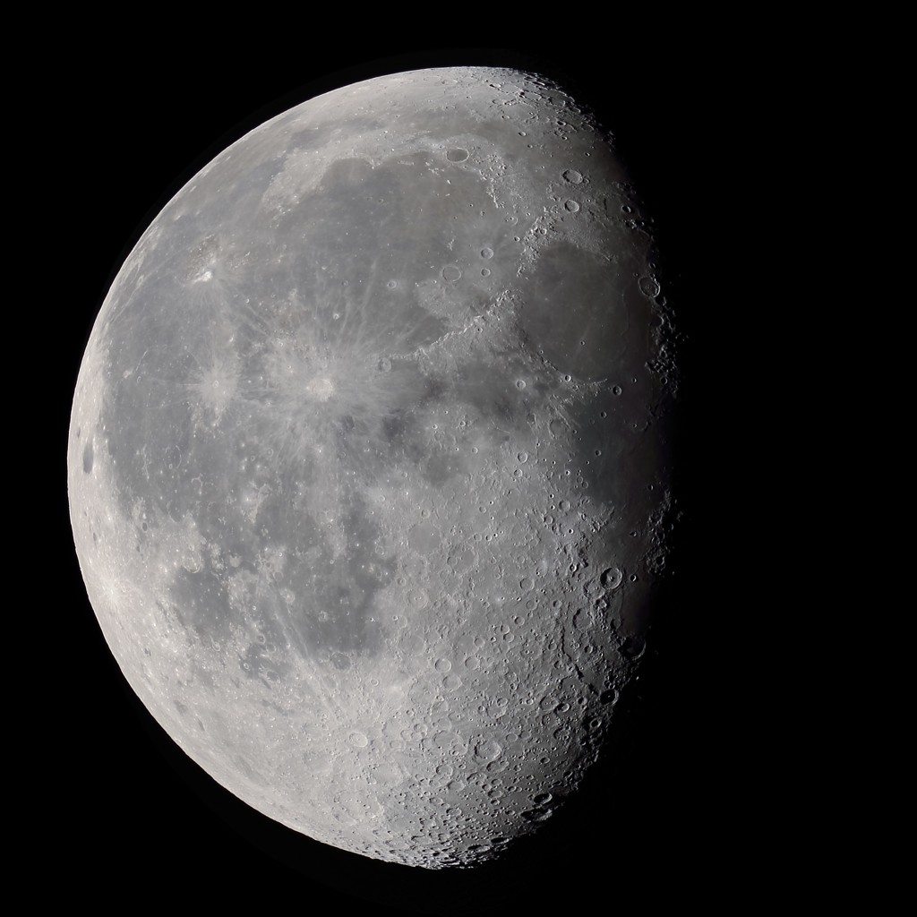 月齢19.7　150805　カラー調整＆コンポジット