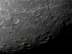 月齢18.6　 18-06-03 00-48-56