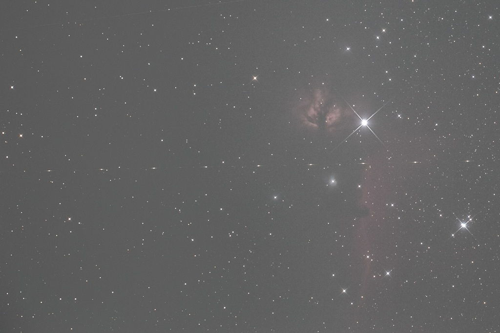 人工衛星でしょうか？