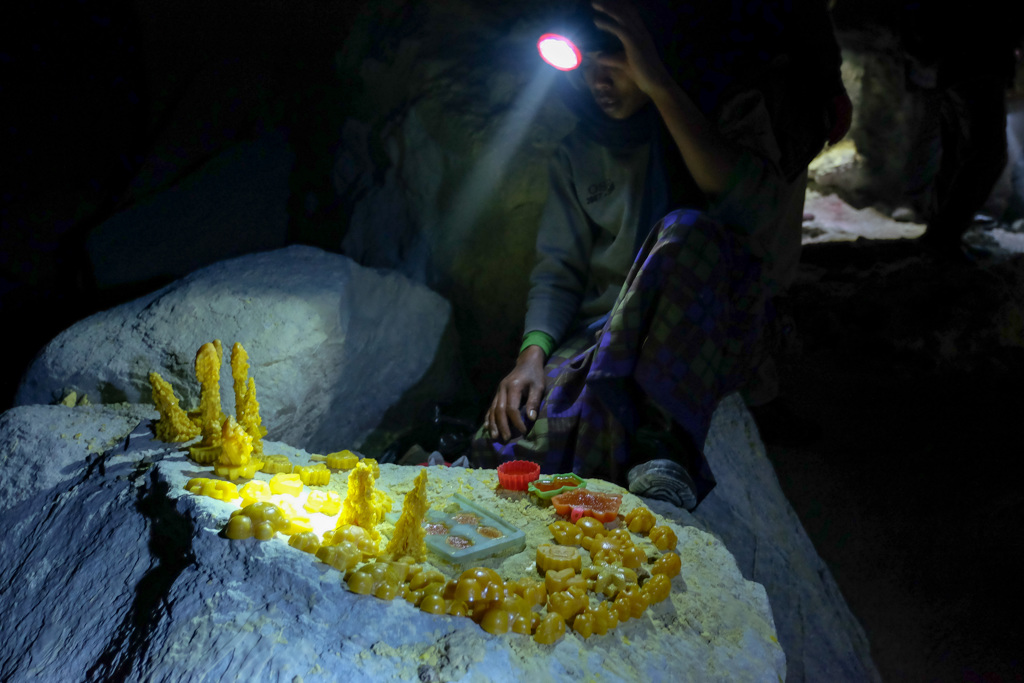 ミッドナイト・ショッピング-Kawah Ijen Indonesia