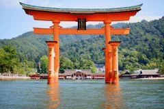 厳島神社