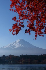 富士山　と　紅葉