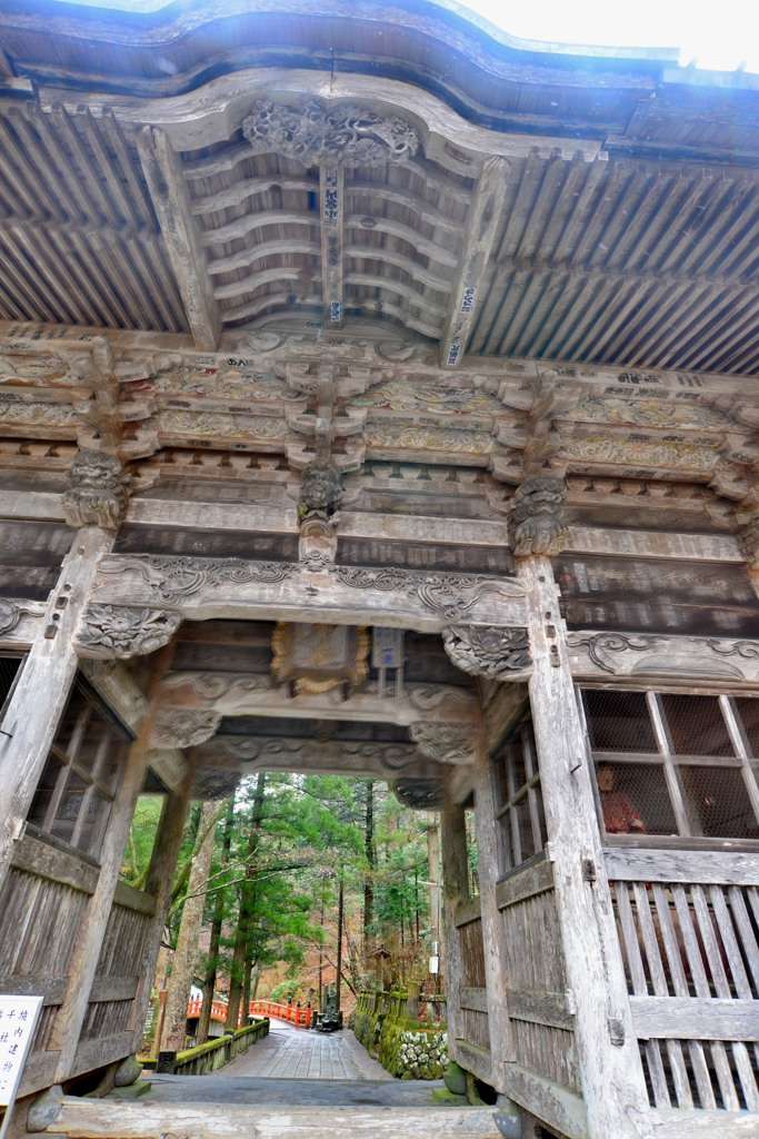 榛名山神社参拝（１）「山門」