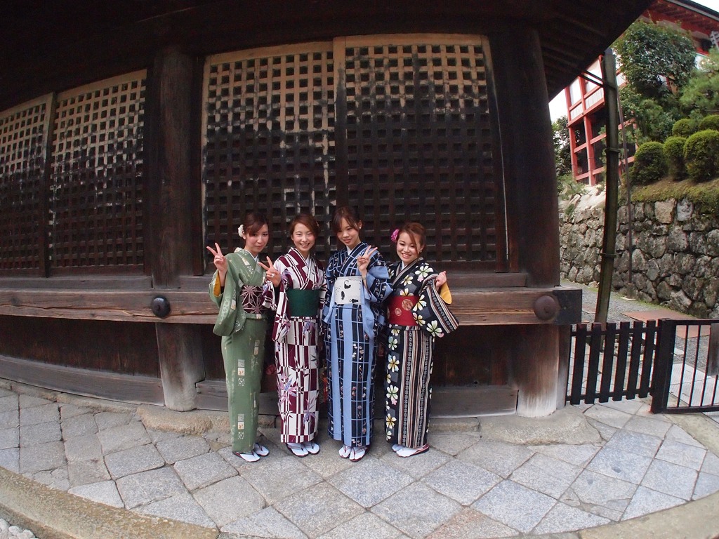 京都　地主神社４－１「着物女子」