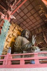 「荘厳」（東大寺大仏殿）