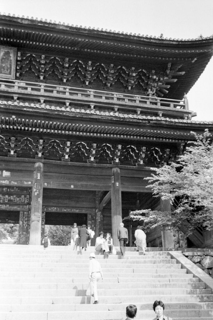 40年ほど前の京都　知恩院三門風景８－１「三門」
