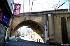 環状線アーチ橋　「穴場」