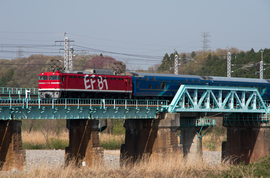 真昼の北斗星  EF81-95とオロハネ24-501
