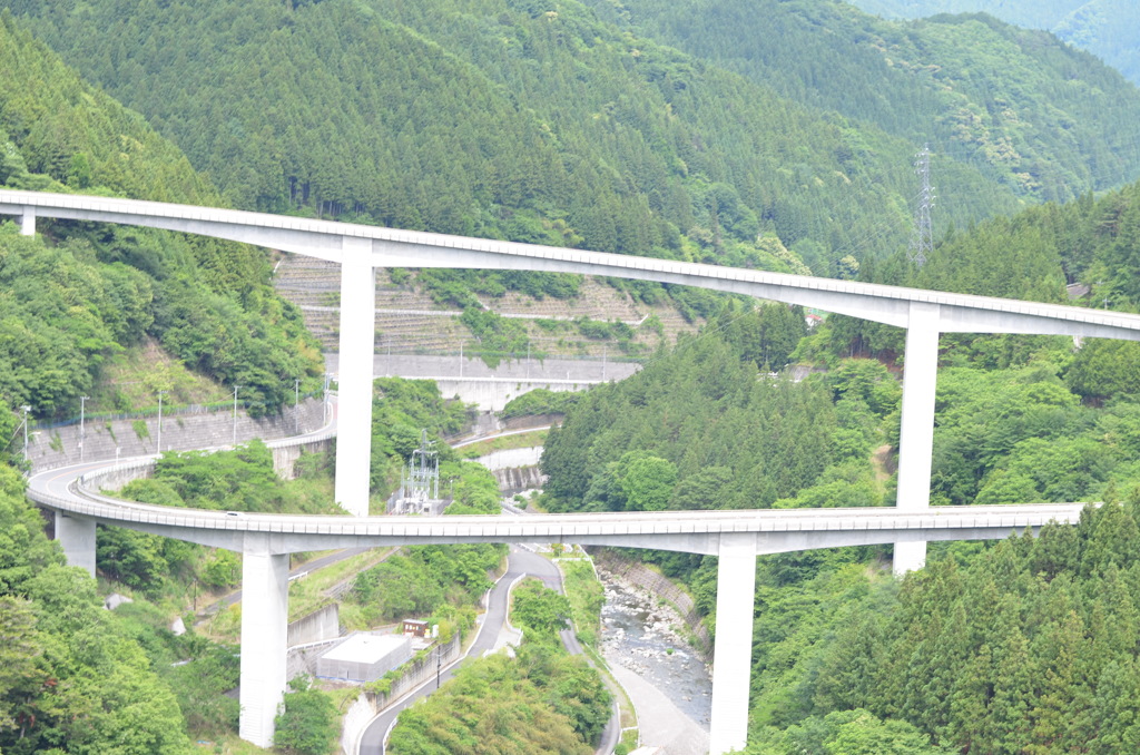 ２週間ぐらい前に行った滝沢ダム１
