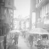 秋雨の街角