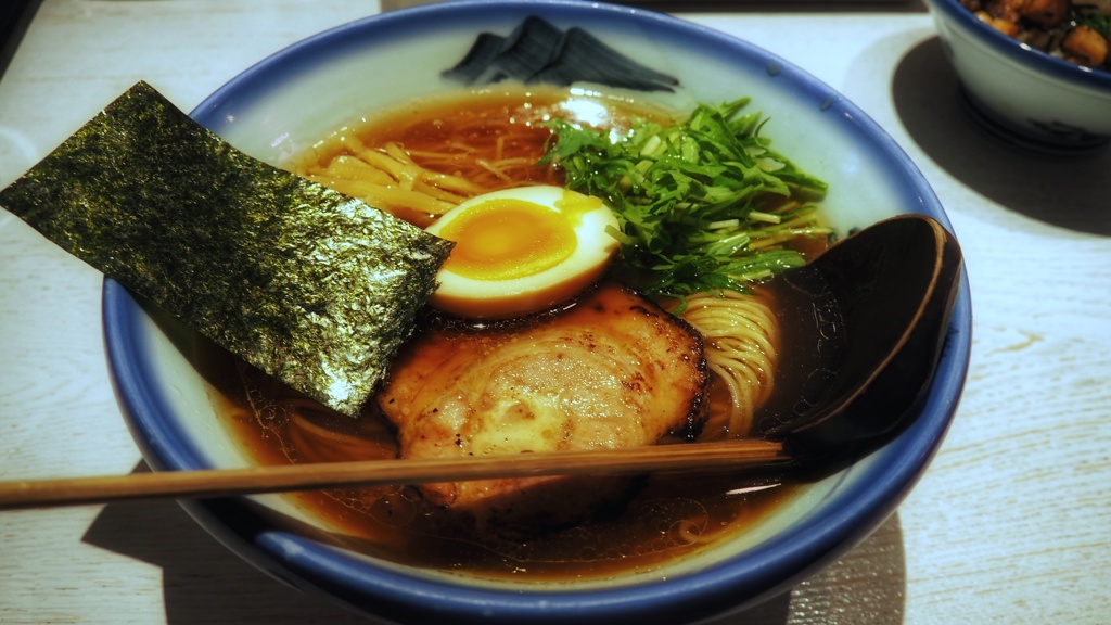 深夜の飯テロ