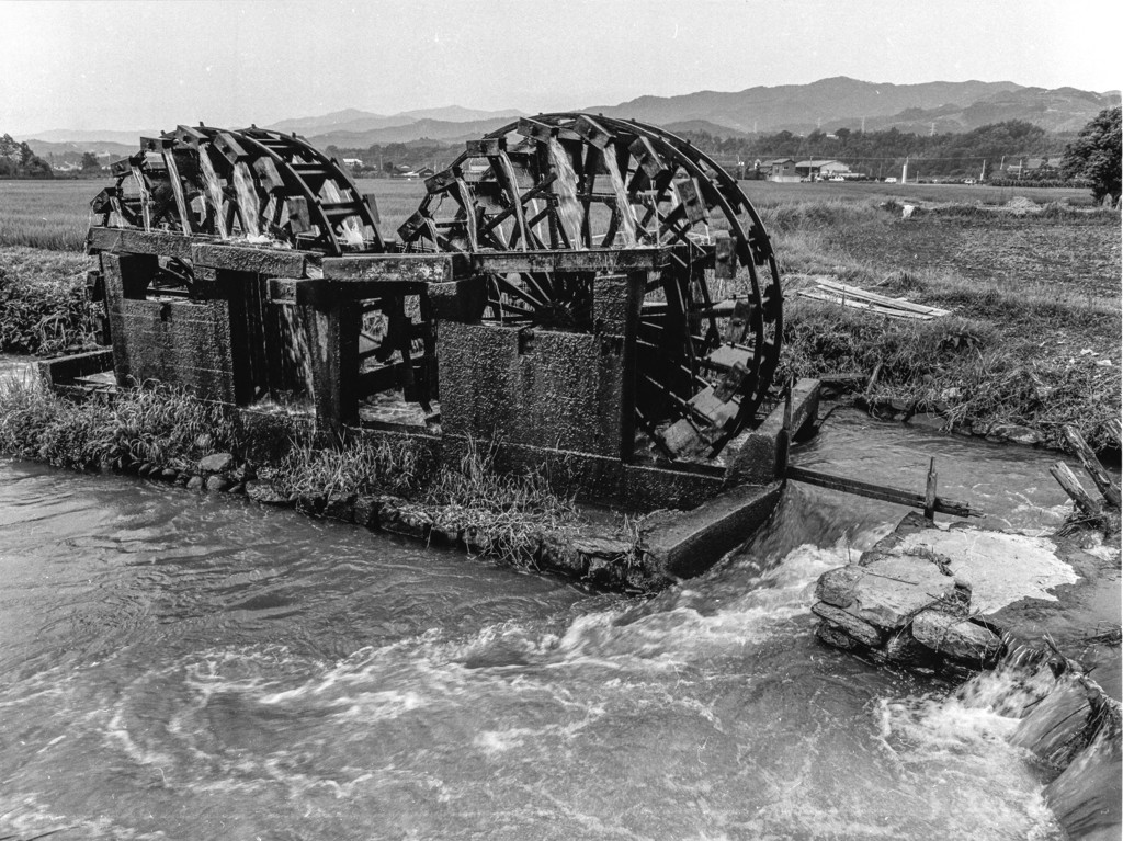 朝倉二連水車（昭和51年）