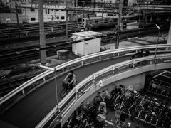 - ループ跨線橋A -