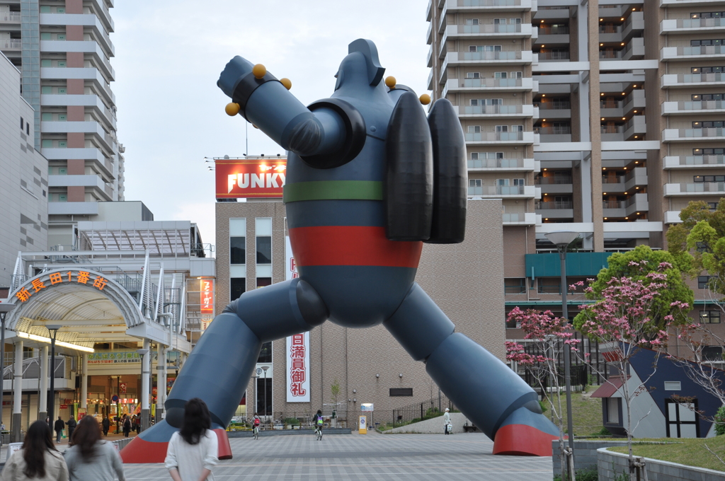 ロボット街に現る！！