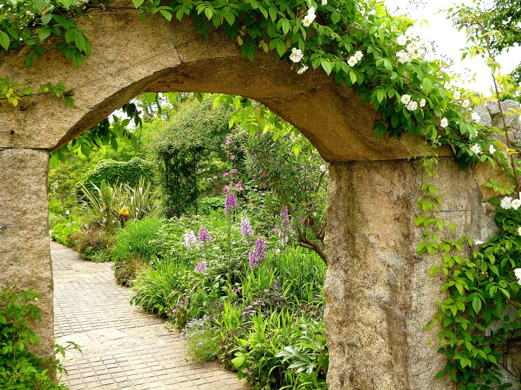 garden gateway