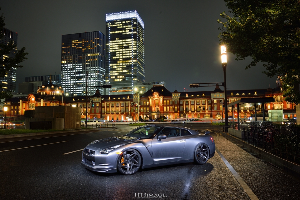 Tokyo rainy night...