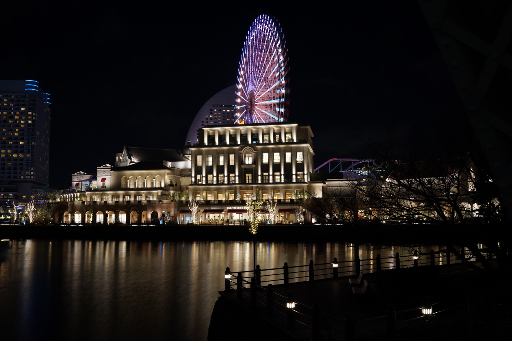 Yokohama Minatomirai Night 19:55