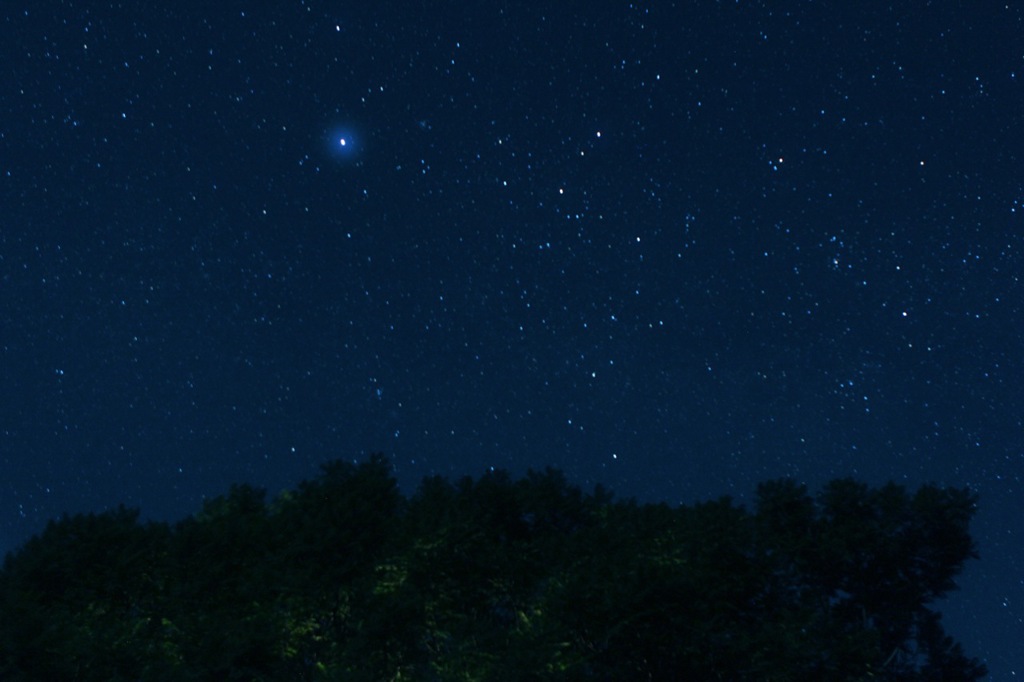 星は輝く事をやめない。