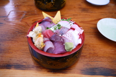 海鮮丼