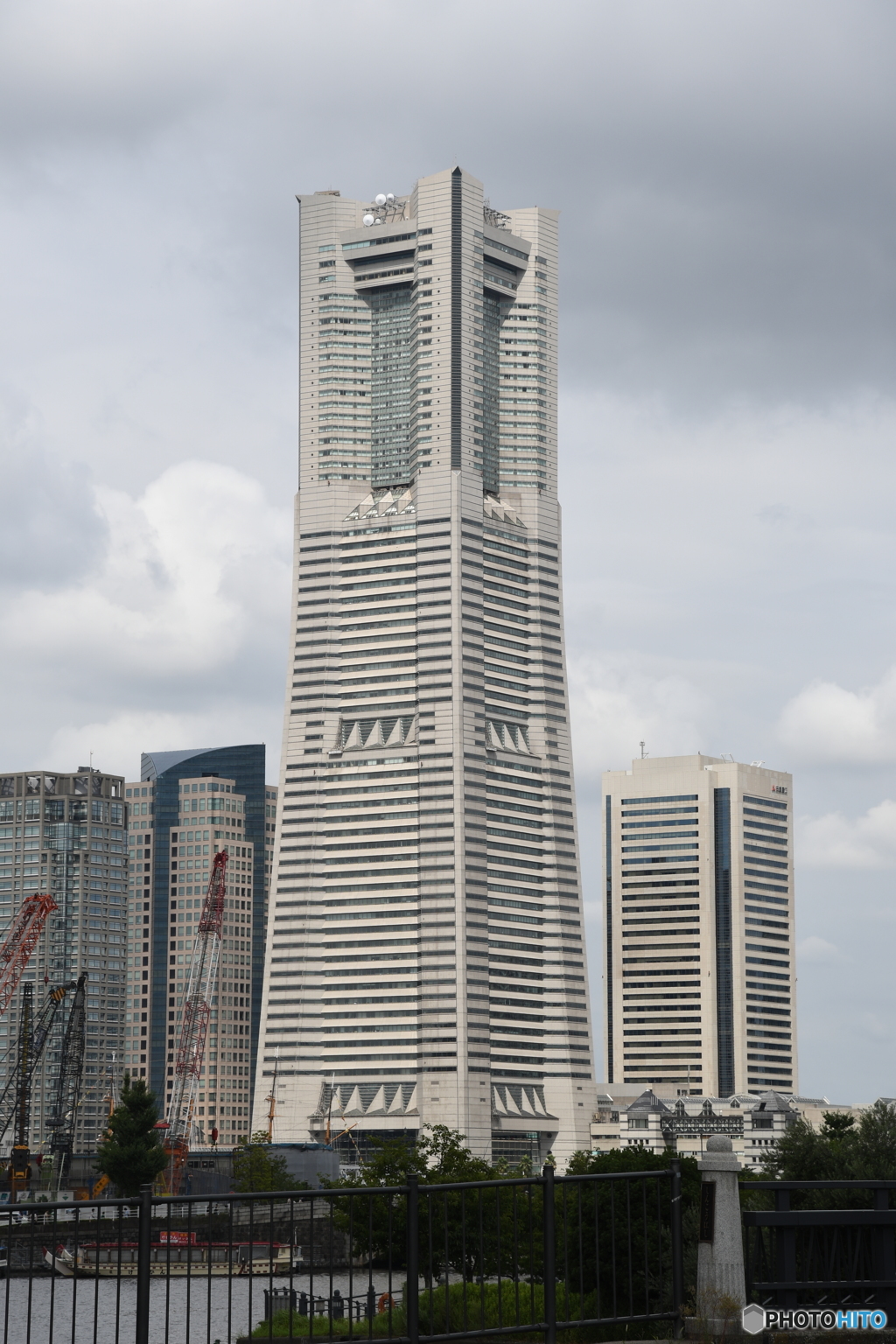 ランドマークタワー