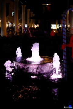 The fountain which shines