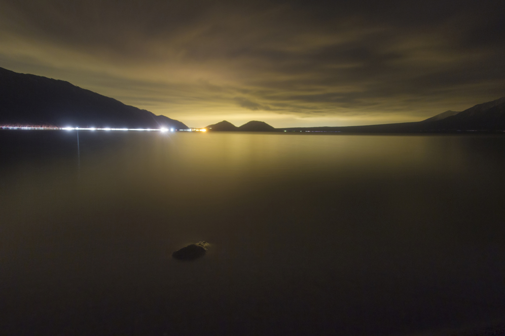 黄金の湖