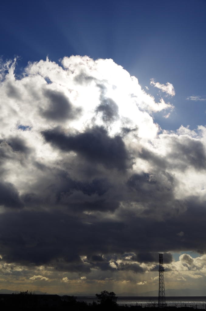 師走の空②　はじける雲