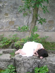 繭