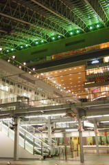 夜の大阪駅