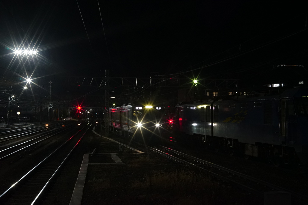 夜の駅