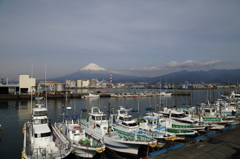 田子の浦に　うち出でてみれば