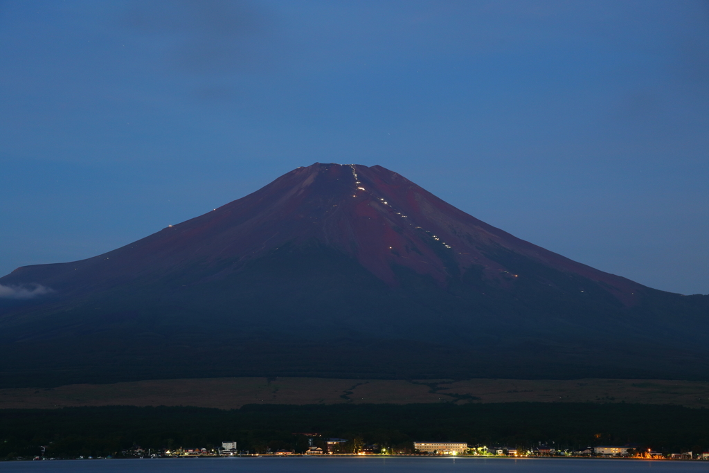 夜明けを待つ