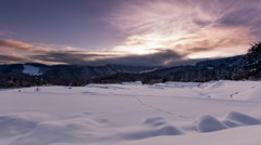 雲と雪原