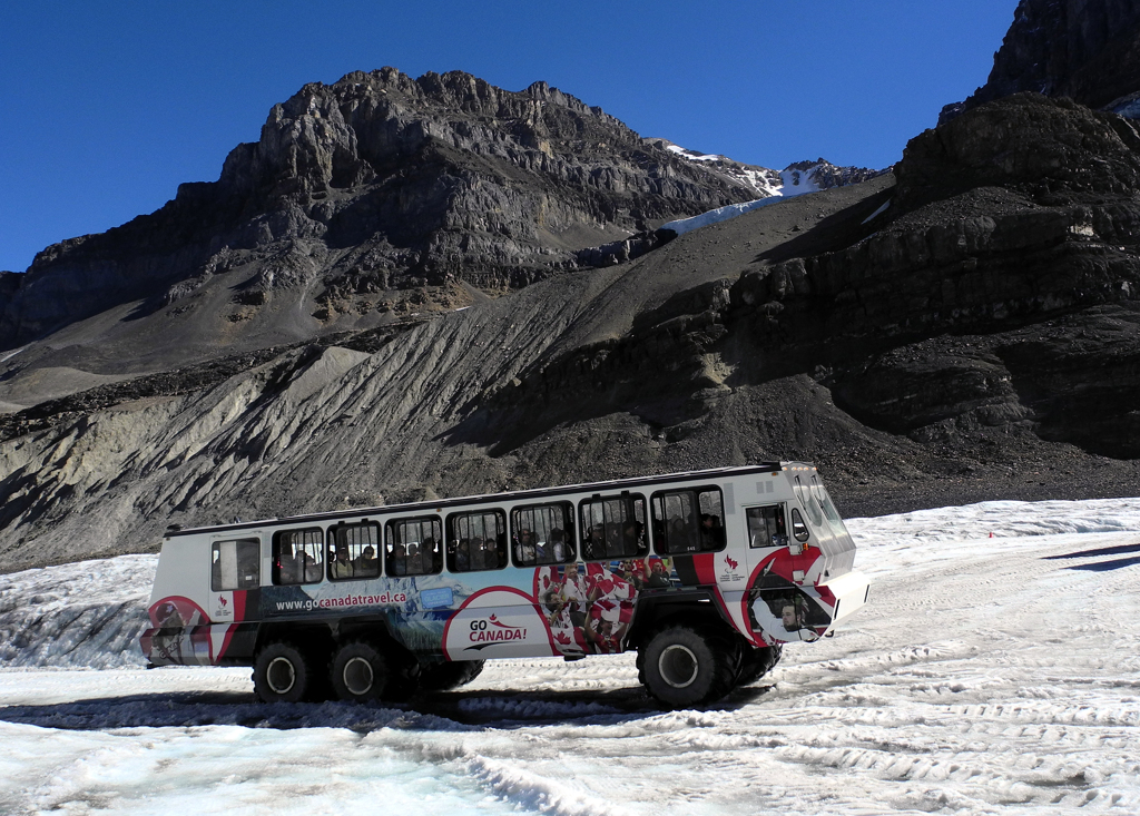 氷河観光バス