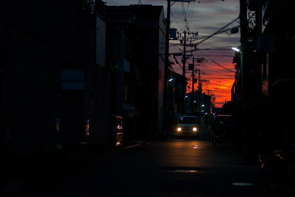 燃える西空