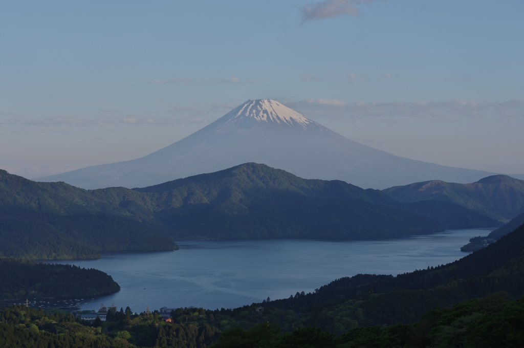 早朝の富士