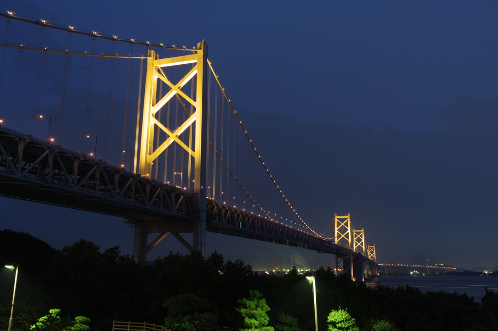 夜の瀬戸大橋